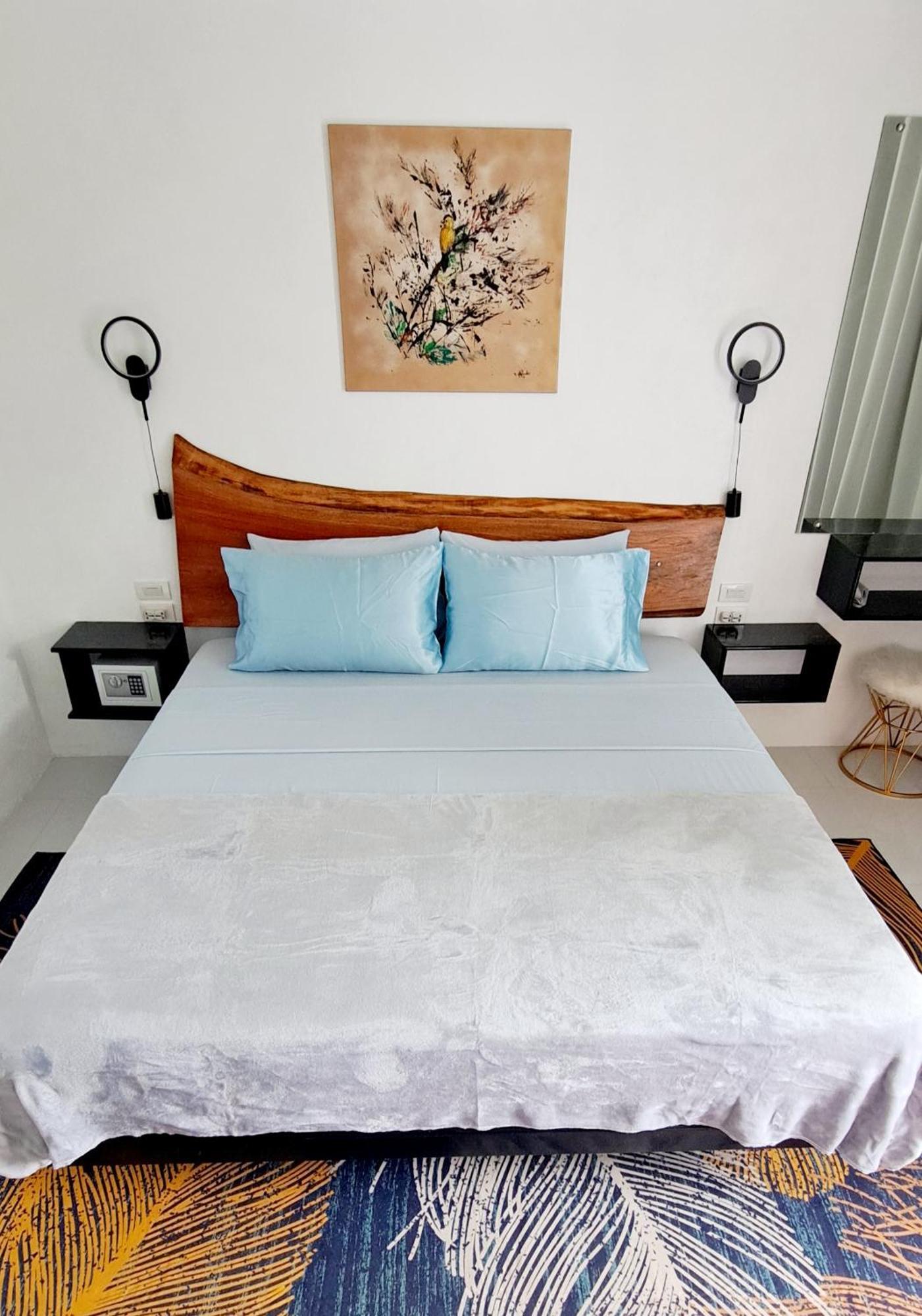 Bougainvillea Guesthouse Сан-Хуан Экстерьер фото