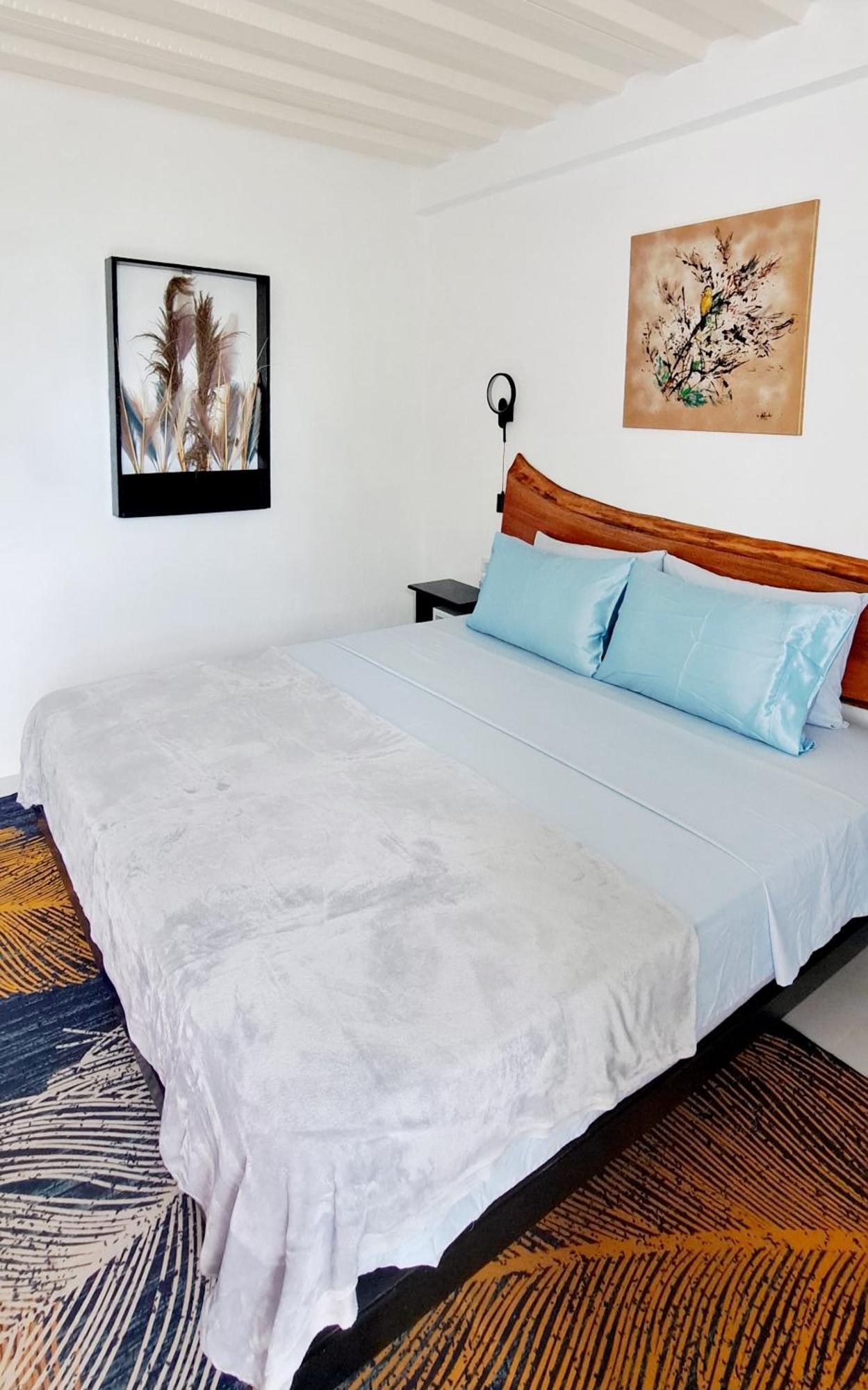 Bougainvillea Guesthouse Сан-Хуан Экстерьер фото